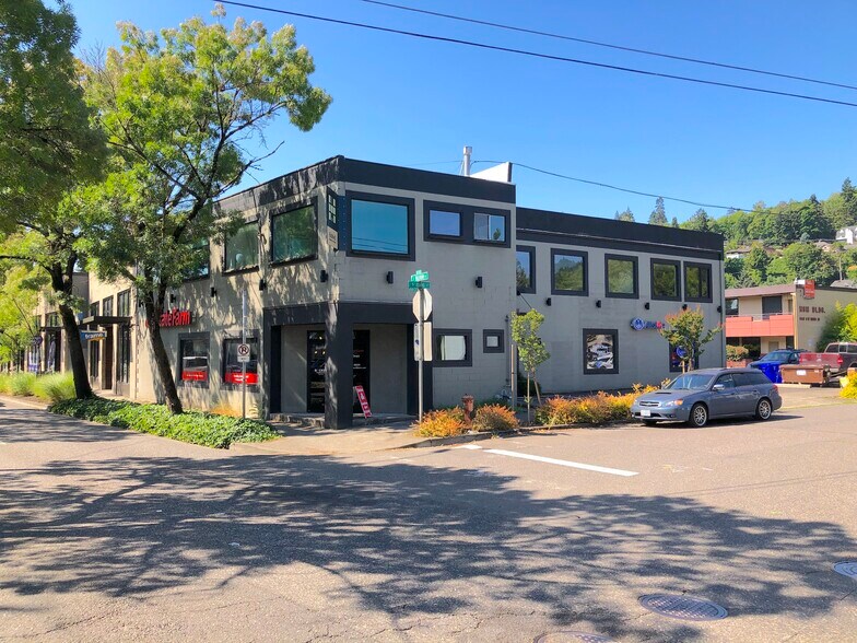 More Photos Of 6605 SW Macadam Ave, Portland Loft Creative Space For Sale