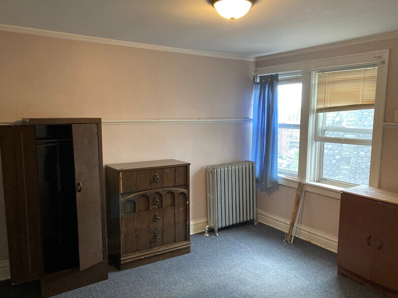 More Photos Of 117 W 3rd St, Duluth Apartments For Sale