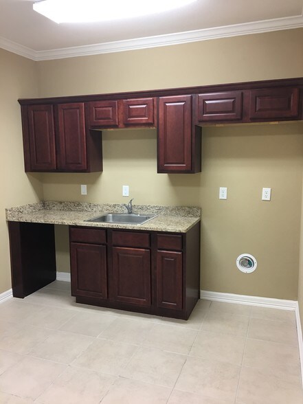 More Photos Of 4502 Riverstone Blvd, Missouri City Office For Lease