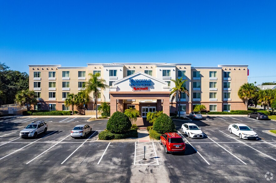 More Photos Of 4355 W New Haven Ave, Melbourne Hotel For Sale