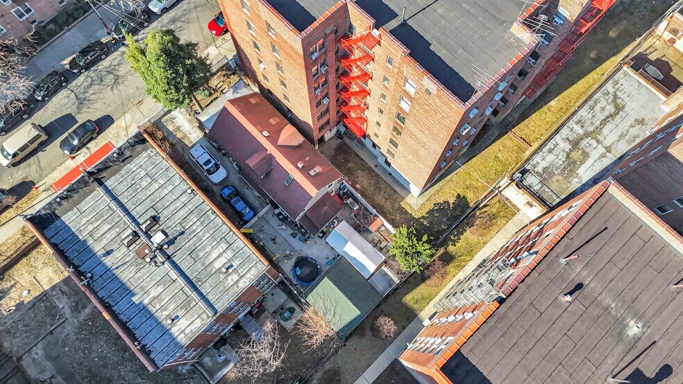 More Photos Of 6571 Booth St, Rego Park Apartments For Sale