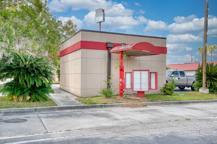 More Photos Of 1197 Lakes Blvd, Lake Park Fast Food For Lease