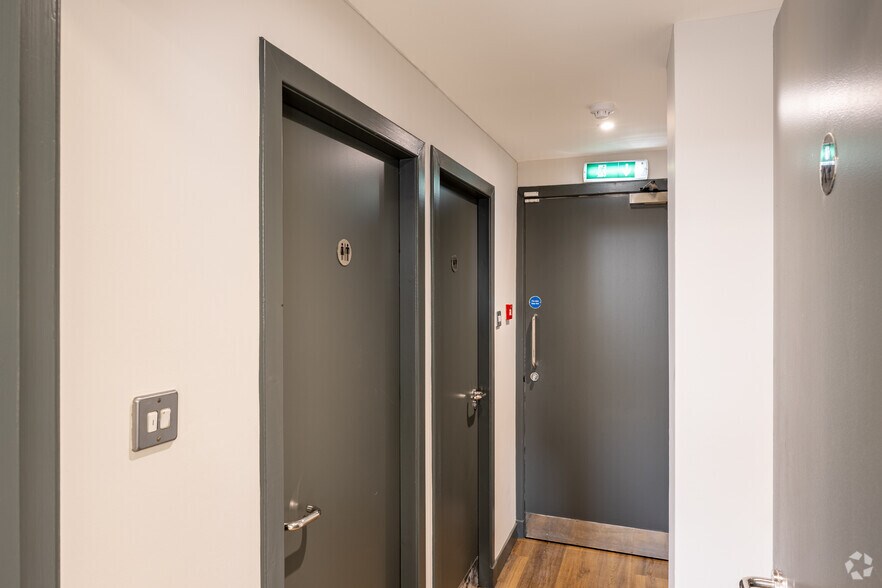 More Photos Of 78 St Vincent St, Glasgow Office For Lease