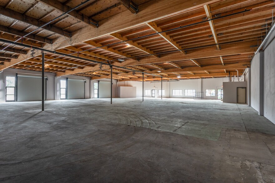 More Photos Of 106 Galli Dr, Novato Service For Sale