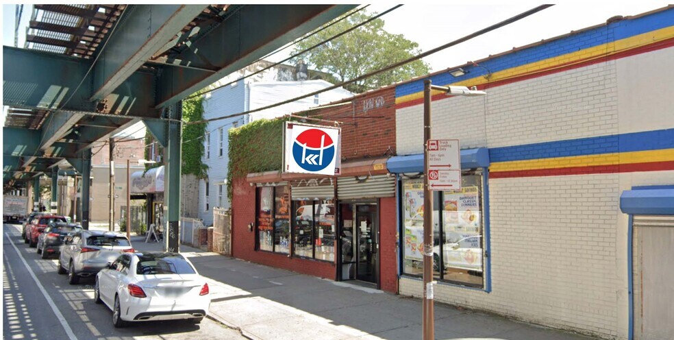 Primary Photo Of 3014 Fulton St, Brooklyn Supermarket For Lease