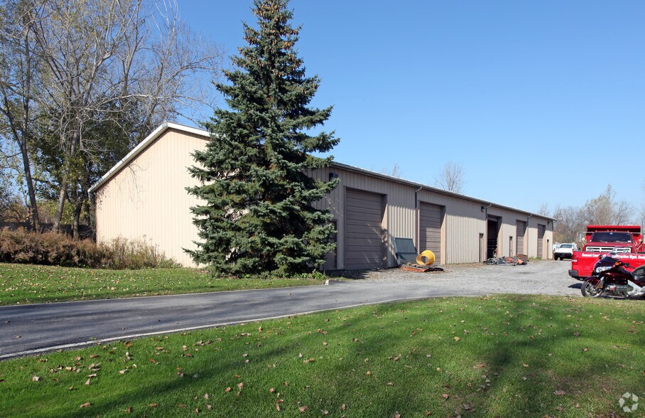 Primary Photo Of 8680 Main St, Williamsville Warehouse For Lease