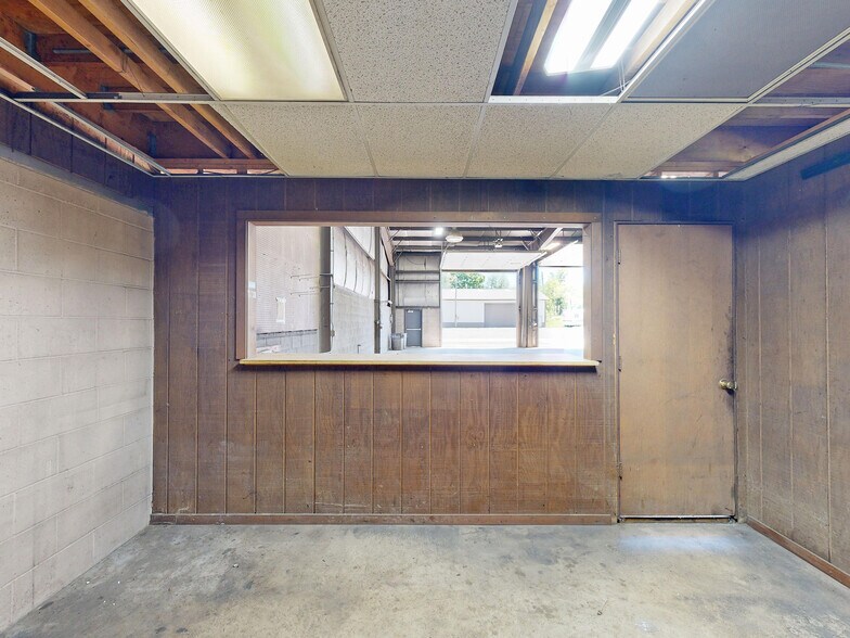 More Photos Of 5850 West Rd, McKean Warehouse For Sale