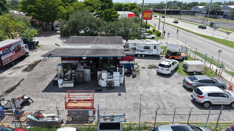 More Photos Of 9301 NW 27th Ave, Miami Auto Dealership For Sale