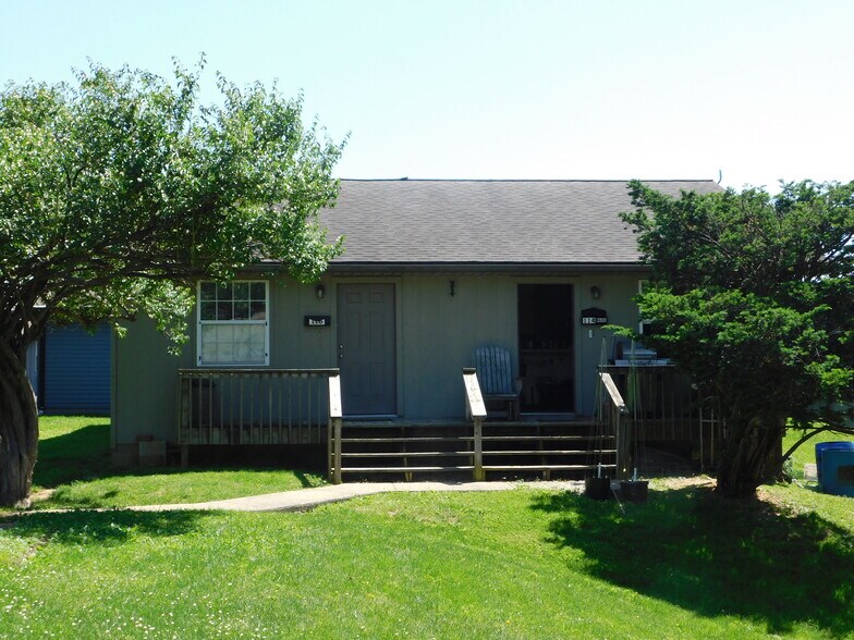 More Photos Of 100 Walnut Tree Dr, Salem Apartments For Sale