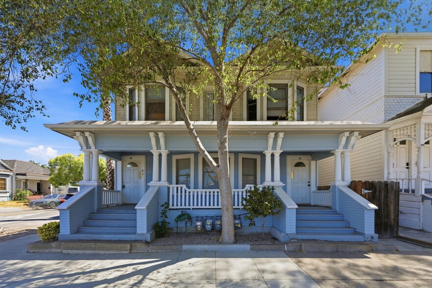 Primary Photo Of 270 E Saint John St, San Jose Apartments For Sale