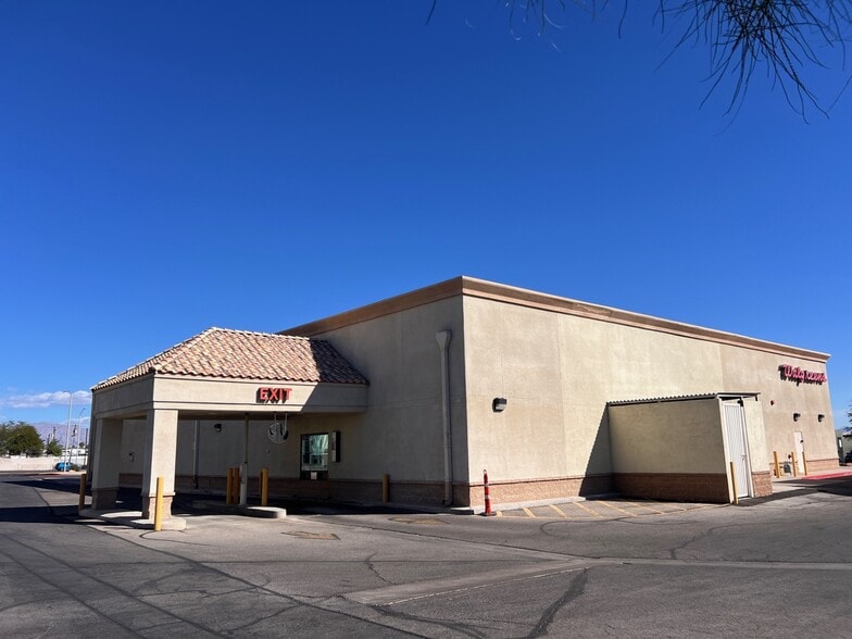 More Photos Of 6401 W Charleston Blvd, Las Vegas Drugstore For Lease