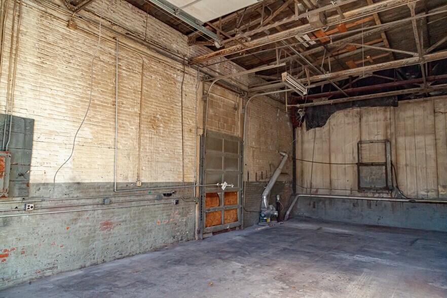 More Photos Of 1698 Main St, Peekskill Manufacturing For Lease