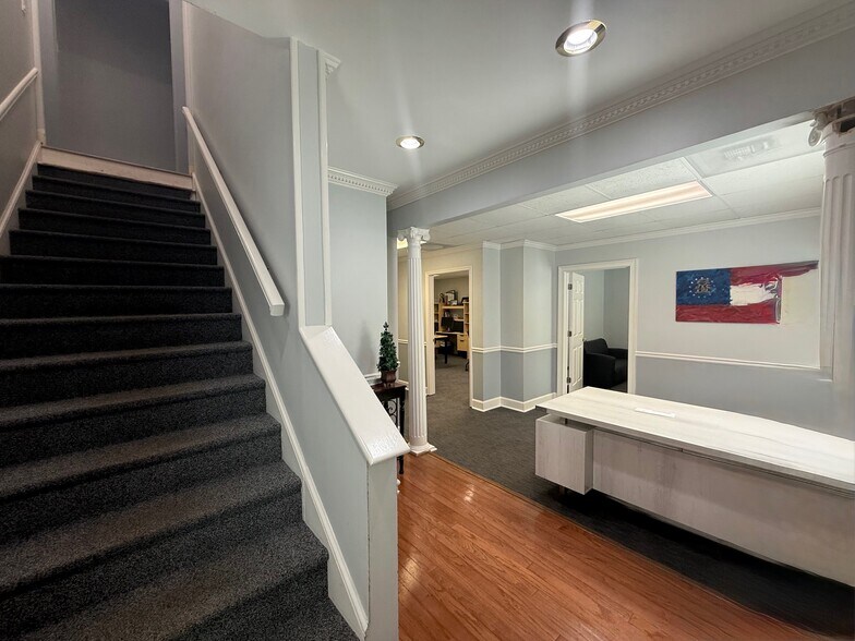 More Photos Of 8525 Dunwoody Pl, Atlanta Office For Lease