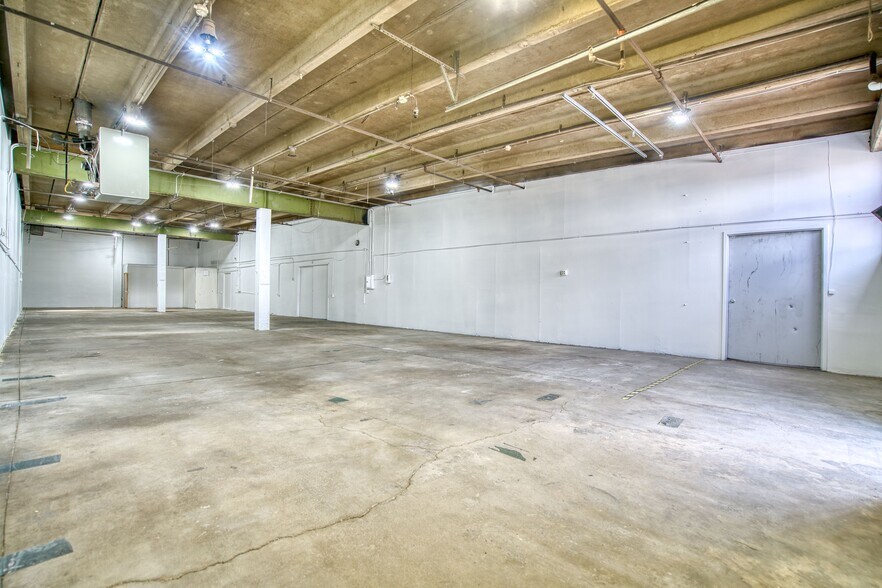 More Photos Of 555 Alter St, Broomfield Service For Lease
