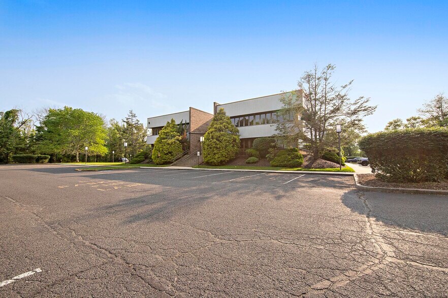 More Photos Of 257 Monmouth Rd, Oakhurst Medical For Sale