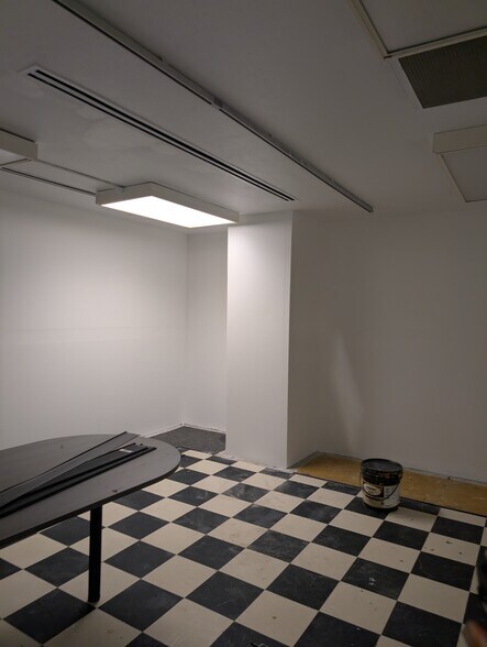 More Photos Of 8973-8975 E Kenyon Ave, Denver Office Residential For Lease