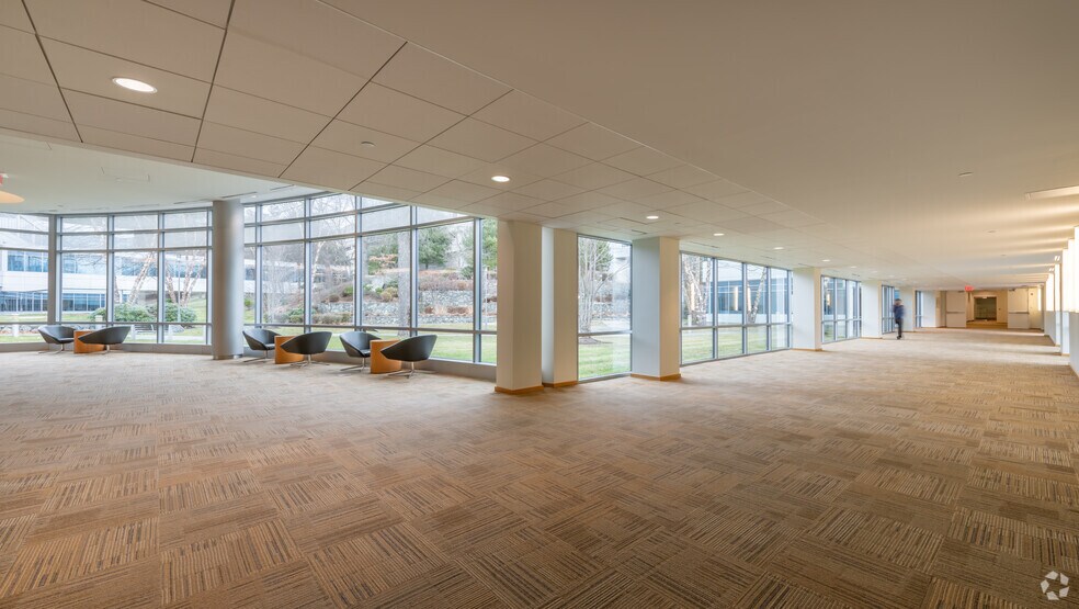 More Photos Of 930 Winter St, Waltham Office For Lease