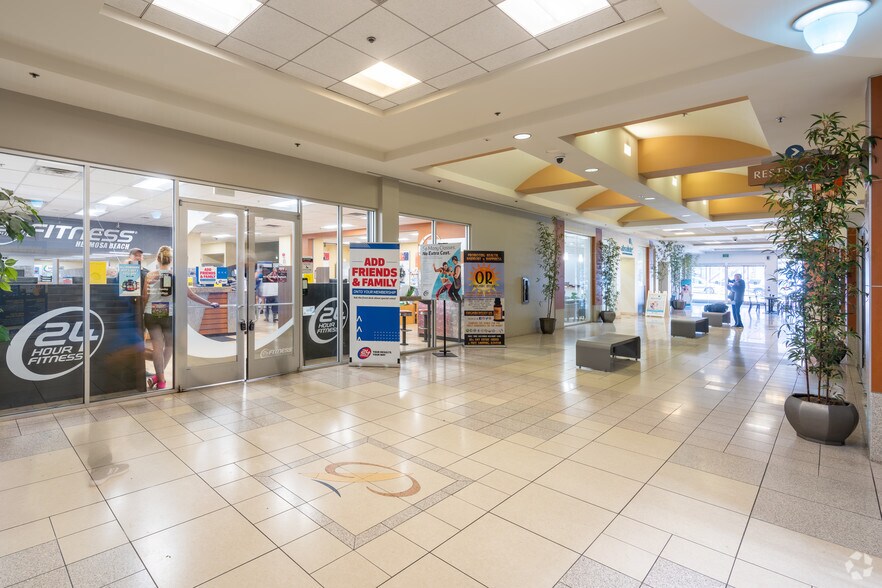 More Photos Of 1601 Pacific Coast Hwy, Hermosa Beach General Retail For Lease