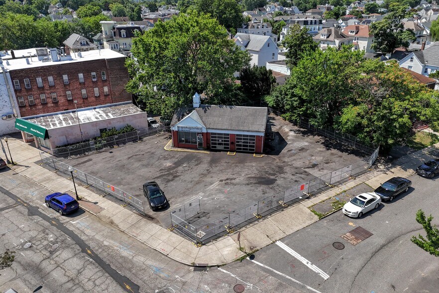 More Photos Of 1061-1065 Main Ave, Clifton Auto Repair For Sale
