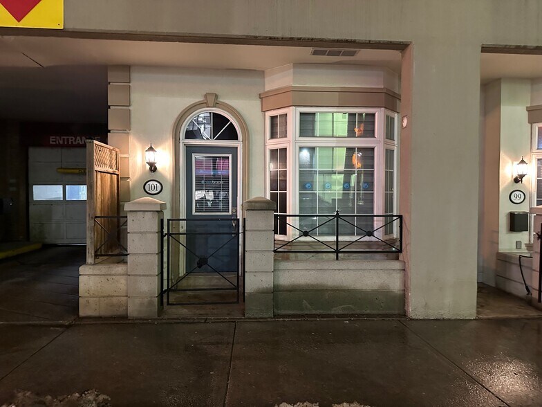 More Photos Of 101 Mccaul St, Toronto Apartments For Lease