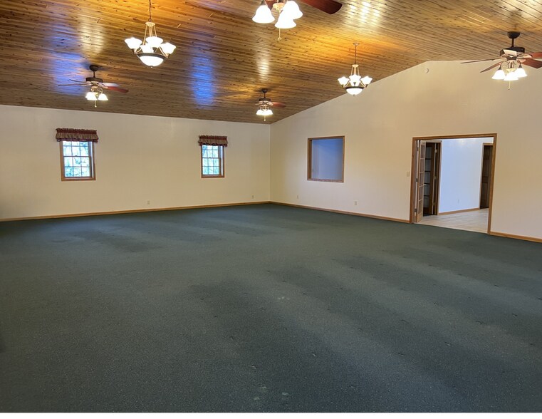 More Photos Of 6260 Hermantown Rd, Duluth Office For Lease