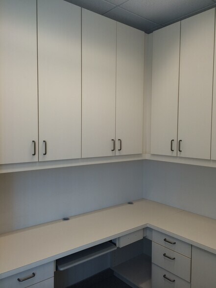 More Photos Of 5201 Deer Valley Rd, Antioch Office For Sale