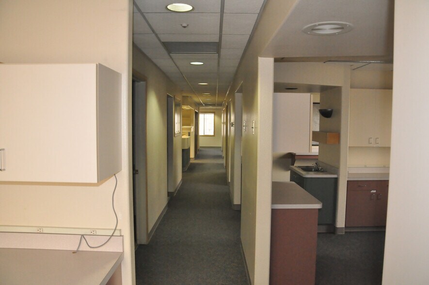 More Photos Of 707 W Francis Ave, Spokane Medical For Lease