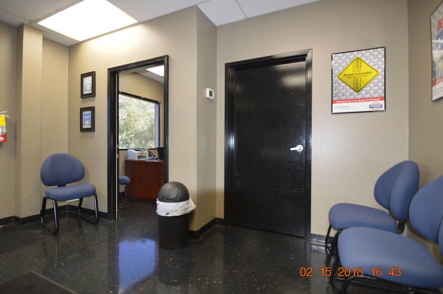 More Photos Of 4031 Broad River Rd, Columbia Auto Repair For Sale