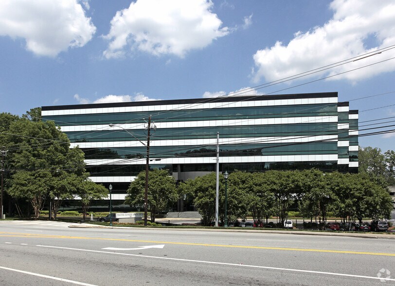More Photos Of 5505 Peachtree Dunwoody Rd NE, Atlanta Medical For Lease