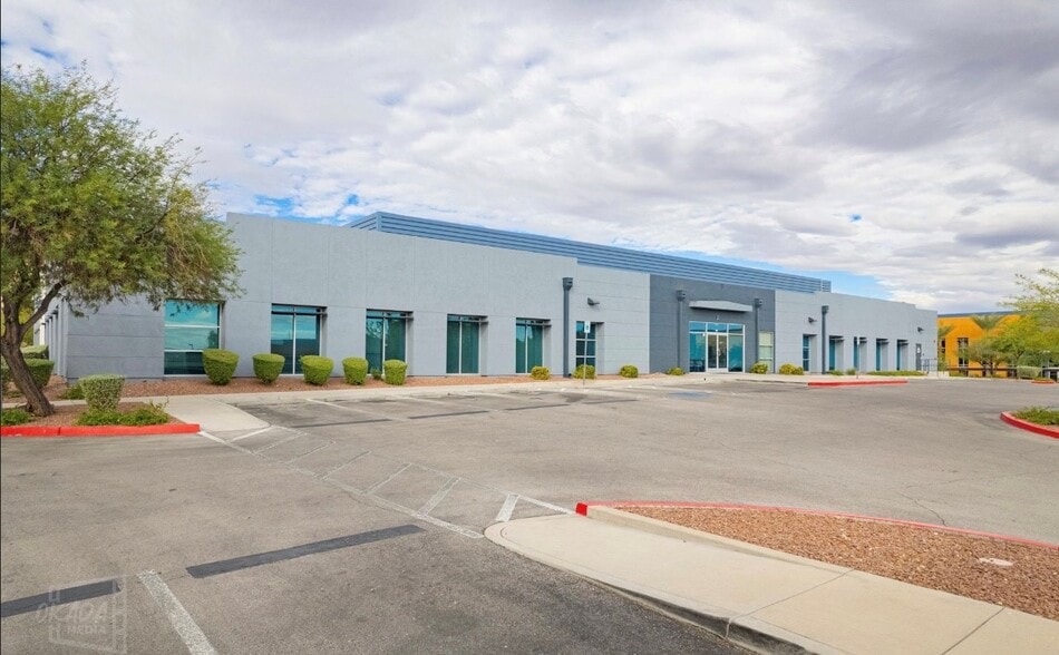 More Photos Of 9970 W Cheyenne Ave, Las Vegas Office For Sale