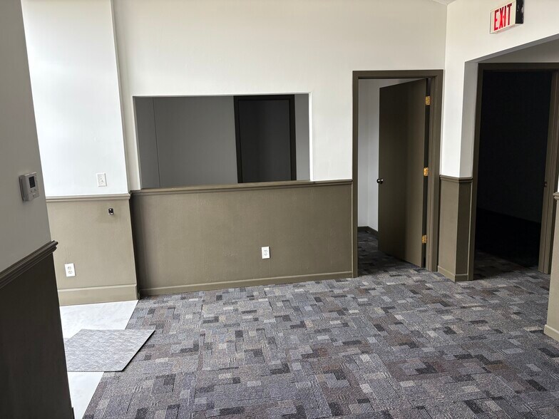 More Photos Of 2545 Plover Rd, Plover General Retail For Lease