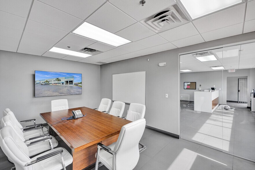 More Photos Of 1630 NW 108th Ave, Miami Warehouse For Sale