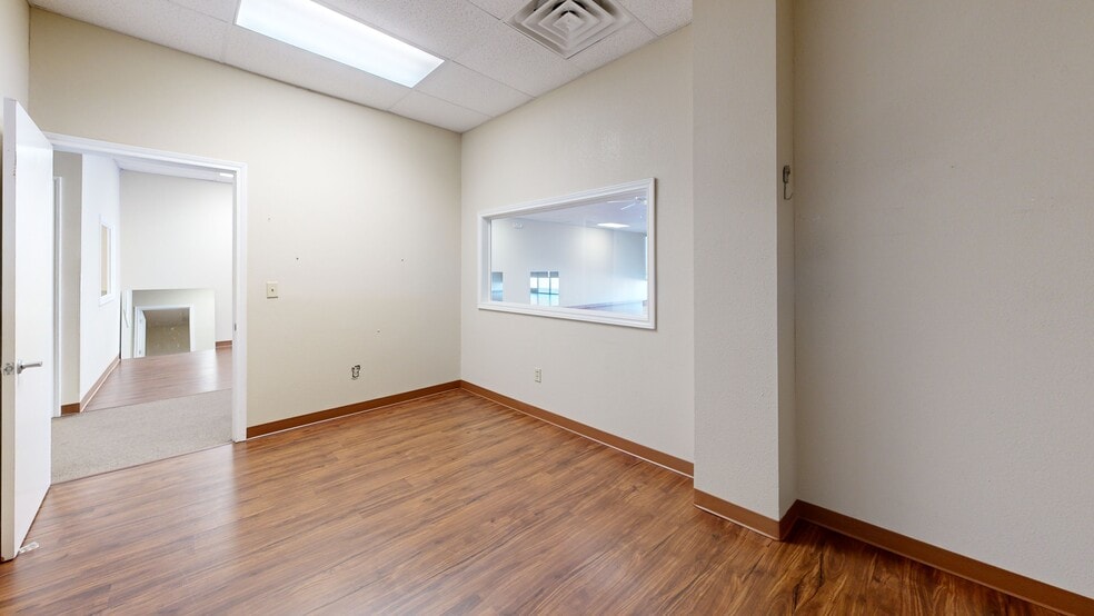 Primary Photo Of 3400-3502 S Broadway, Tyler Unknown For Lease