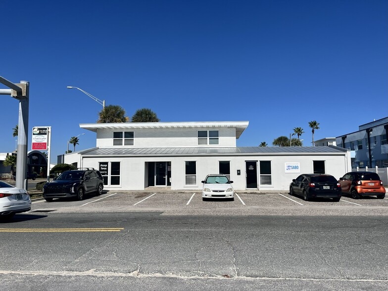 Primary Photo Of 235 9th Ave N, Jacksonville Beach Loft Creative Space For Lease