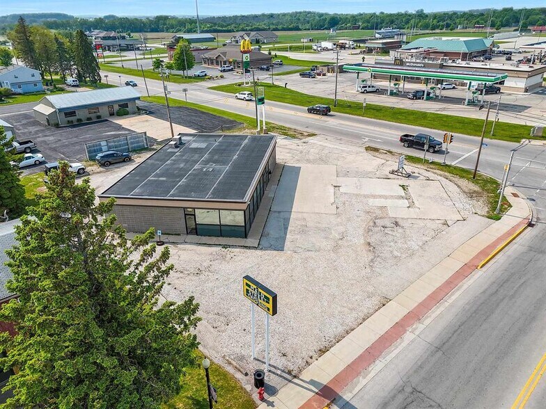 More Photos Of 107 Main St, Luxemburg Convenience Store For Sale