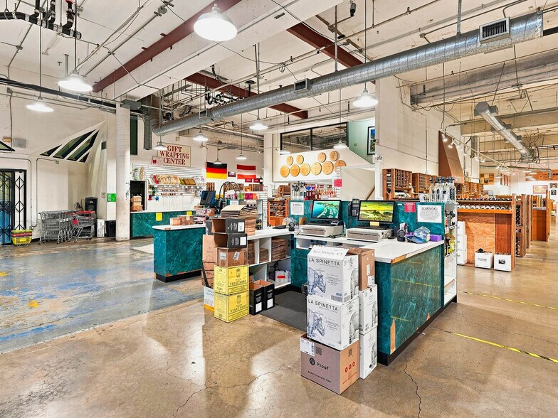More Photos Of 2311 Cotner Ave, Los Angeles Storefront Retail Office For Sale