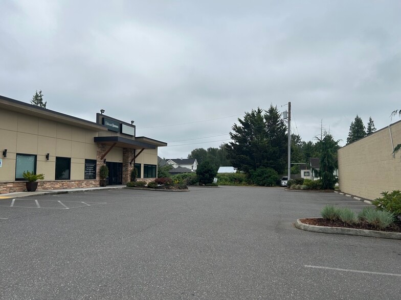 More Photos Of 1943 Main St, Ferndale Coworking Space
