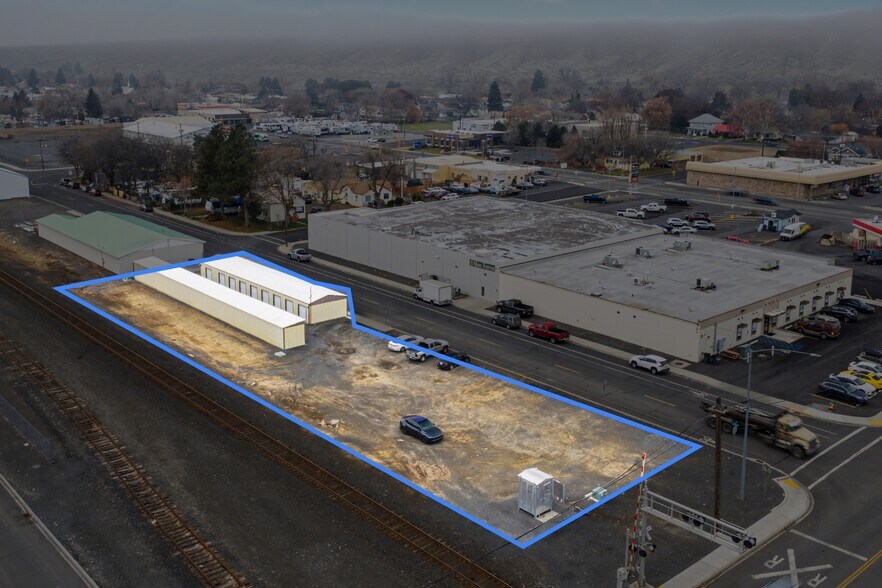 More Photos Of 328 SW Alder St, Ephrata Self Storage For Sale