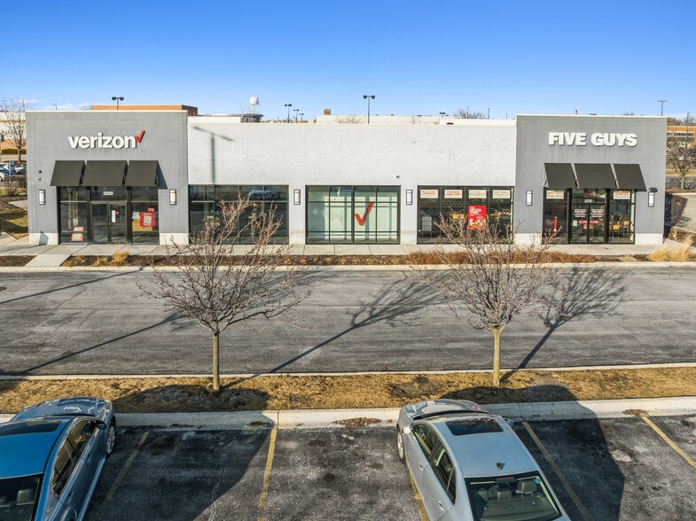More Photos Of , Lincolnwood General Retail For Sale