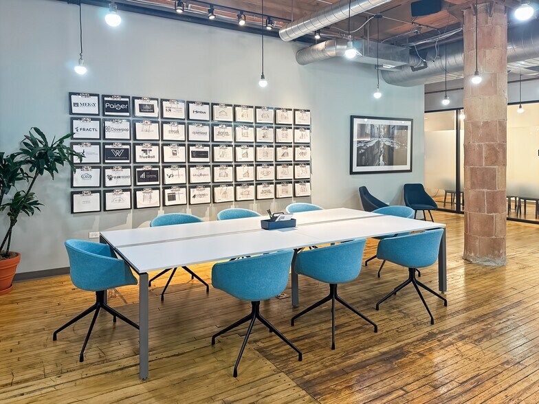 More Photos Of 320 W Ohio St, Chicago Coworking Space