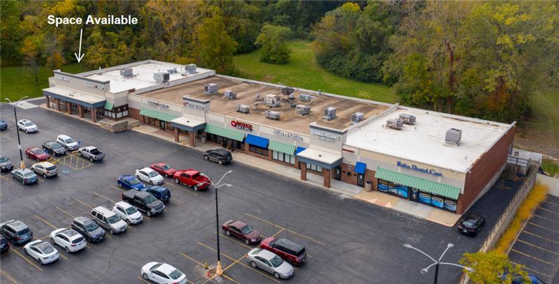 More Photos Of 5400-5536 NE Antioch Rd, Kansas City Unknown For Lease