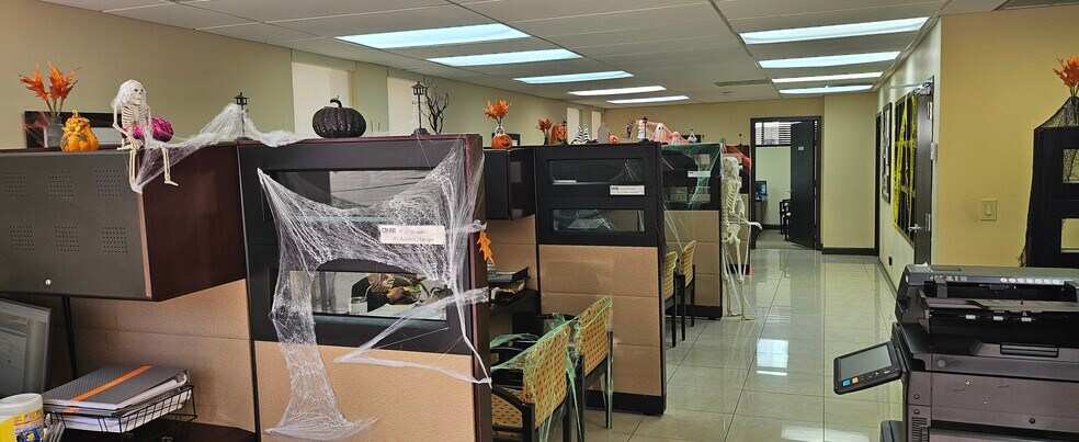 More Photos Of 365 Palermo Ave, Coral Gables Office For Sale