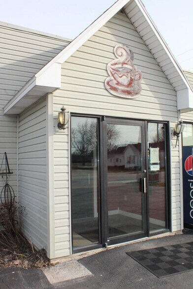 More Photos Of 511 E Main St, Saint Henry Freestanding For Sale