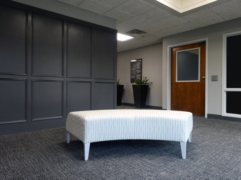 More Photos Of 7441 O St, Lincoln Medical For Lease