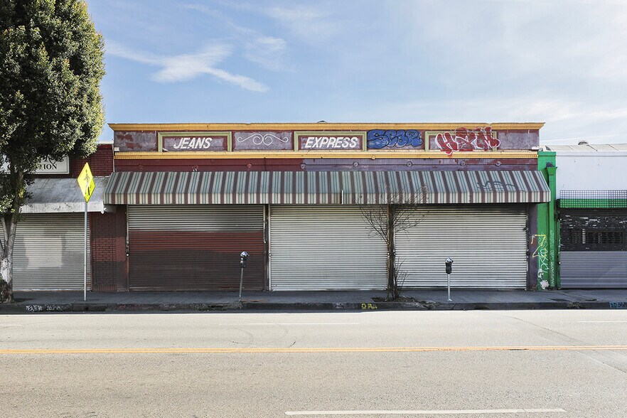 More Photos Of 1416 S Los Angeles St, Los Angeles Storefront For Sale