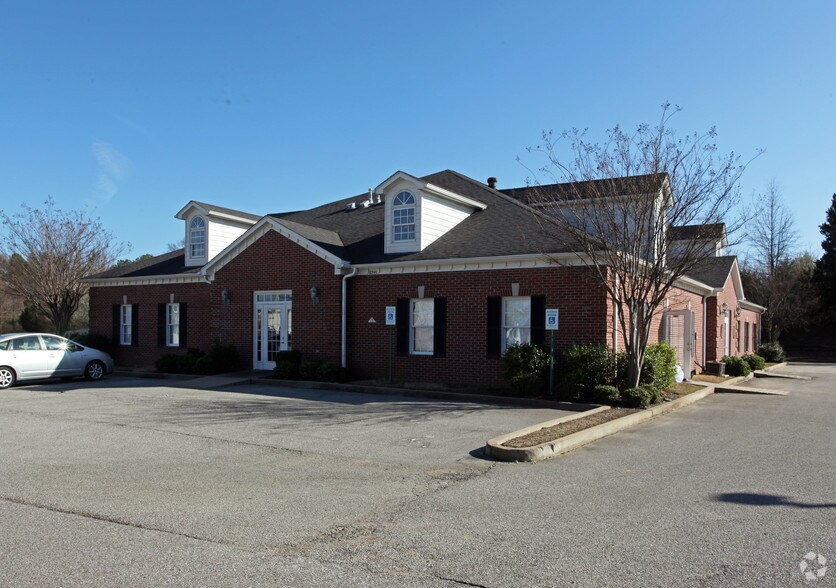 Primary Photo Of 8245 Cordova Rd, Cordova Medical For Lease