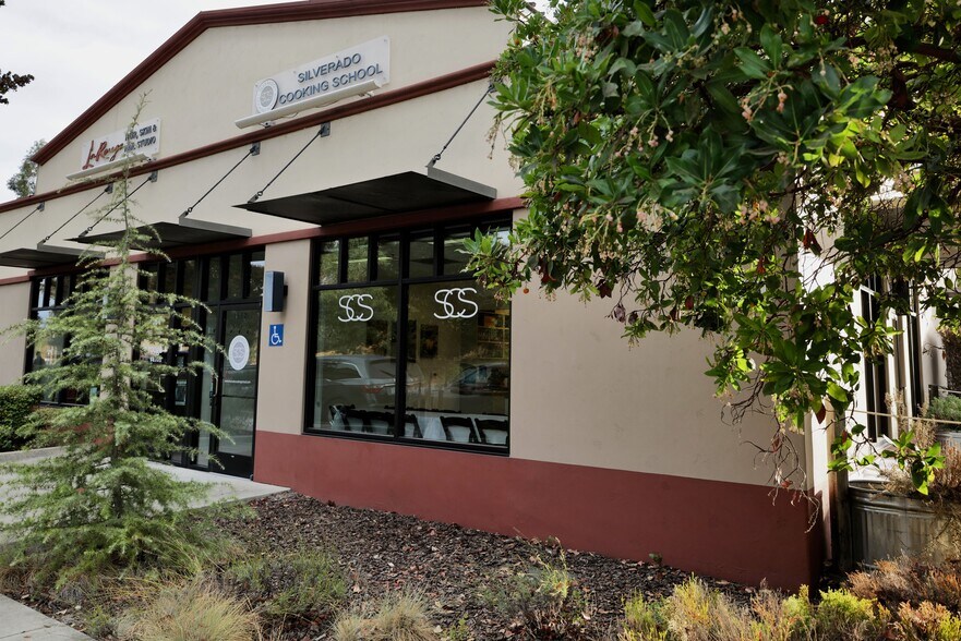 More Photos Of 1550-1562 Silverado Trl, Napa Freestanding For Lease