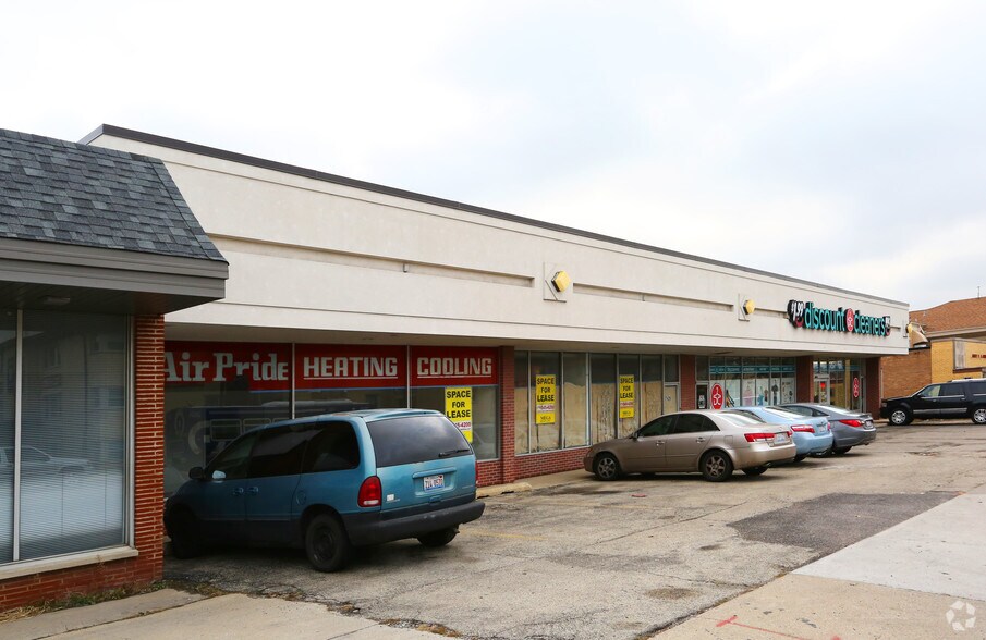 More Photos Of 7425-7433 N Harlem Ave, Chicago Unknown For Lease