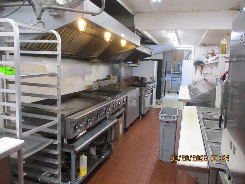 More Photos Of 2 James St, Alexandria Bay Restaurant For Sale