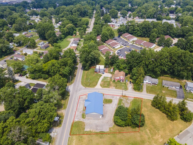 More Photos Of 1516 S Lincoln Ave, Salem Freestanding For Sale